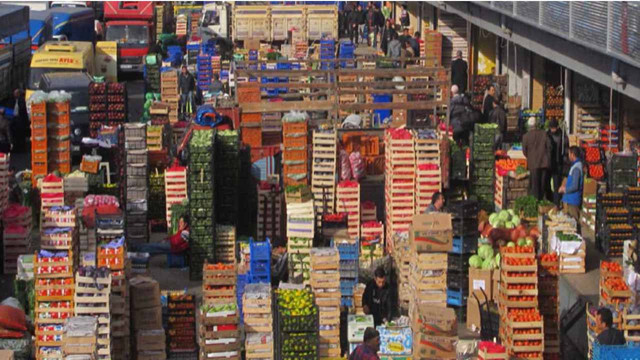 Halden pazara gelmeden aynı üründe fark 15 katı 2 liraya da biber var 30 liraya da - Resim: 0