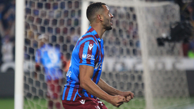 Lider Trabzonspor konuk ettiği Fatih Karagümrük ile 1-1 berabere kaldı - Resim: 1