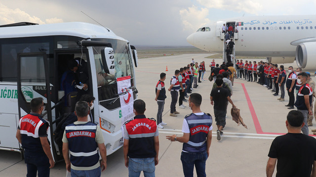 Türkiye'de sınır dışı edilen mülteci sayısı açıklandı sayı yüzde 89 arttı - Resim: 0