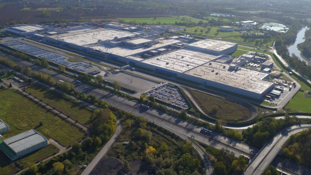 Japon otomobil devi Toyota'dan flaş karar! Üretimi durduruyor - Resim: 0