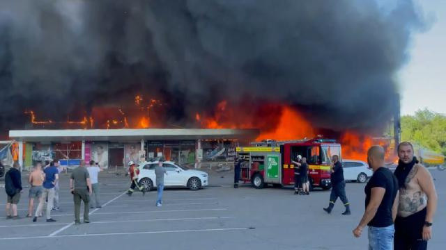 Rusya'dan AVM'ye füzeli saldırı! İçeride binden fazla sivil vardı - Resim: 0