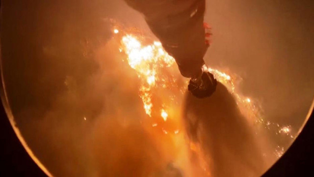 Bakan Kirişci duyurdu: İlk kez Datça yangınında gece görüşlü helikopter kullanıldı - Resim: 1