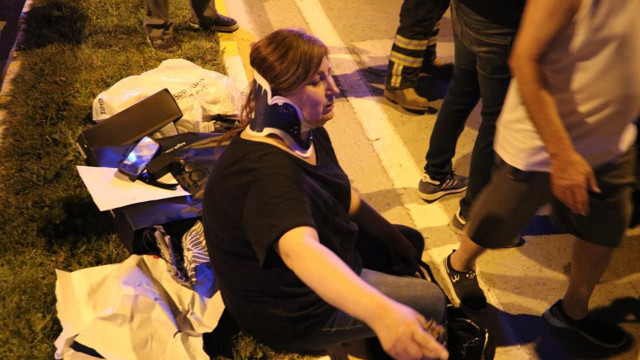 Edirne’de iki otomobil çarpıştı: Ortalık savaş alanına döndü - Resim: 1