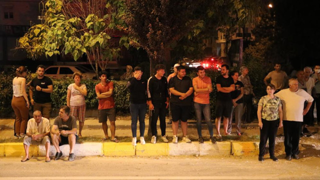 Edirne’de iki otomobil çarpıştı: Ortalık savaş alanına döndü - Resim: 4