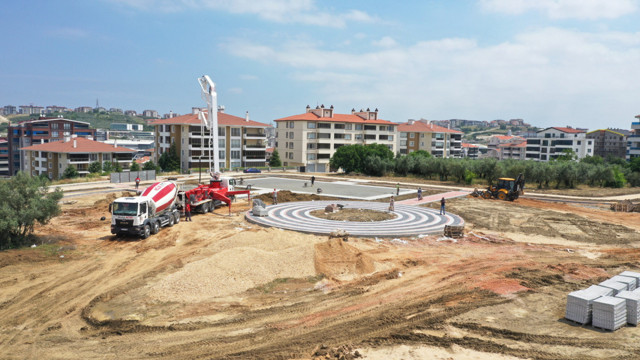 Bursa Büyükşehir Belediyesi hedefe ilerliyor; Görükle Göçmen Konutlarına ayrıcalıklı park - Resim: 1