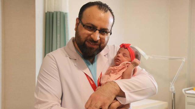 40 bin doğumda bir görülüyor! Diyarbakır'da tesadüfen tanı konulan bebek kurtuldu - Resim: 0