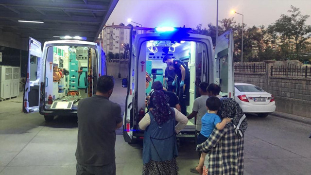 Siirt'te askeri araç kaza yaptı! 5 kişi yaralandı - Resim: 0