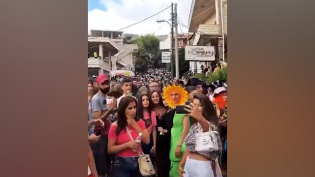 Suriye'de festival keyfi... Humus'tan dikkat çeken görüntüler - Resim: 3