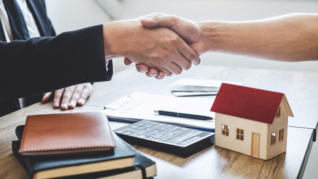 Ev fiyatlarında şeytanın bile aklına gelmeyecek oyun! Emlakçılarla el ele verip vatandaşları kandırıyorlar - Resim: 0