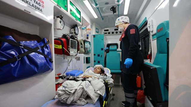 Erdoğan'ın talimatıyla Türkiye'ye getirilen Filistinli kardeşler tedavi altına alındı - Resim: 0