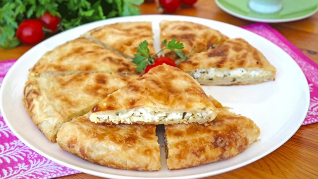 7 malzeme ile harikalar yaratın! Parmak yalatan Tava Böreği tarifi - Resim: 1