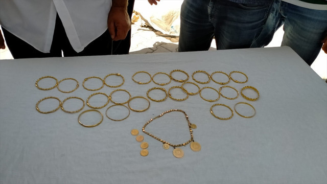 Temizlik yaparken buldu, satın aldığı dükkandan servet çıktı - Resim: 0