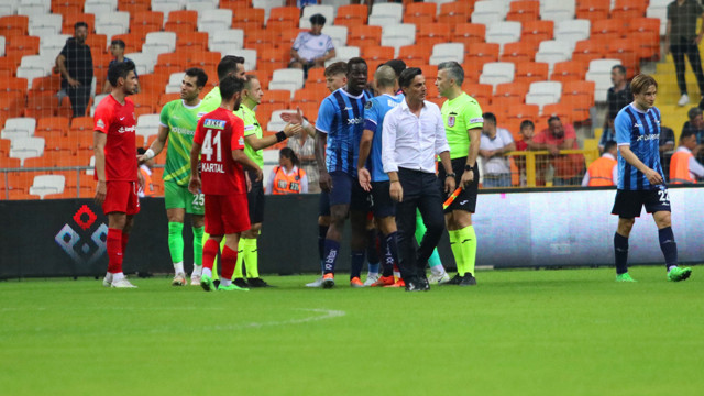Teknik direktör Montella, Balotelli'nin üzerine yürüdü! - Resim: 0