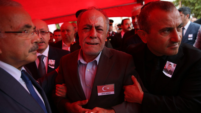 Şehit Ümit Kesti Ordu'da toprağa verildi! Küçük evladının hareketi içleri acıttı - Resim: 3