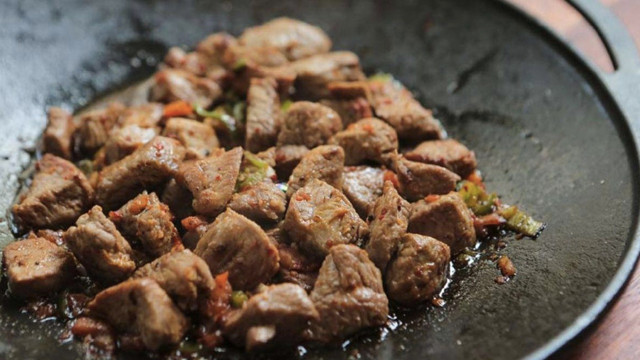 Nusret bile tarifi size soracak yumuşacık et pişirmenin yolu doğru yerden kesin! - Resim: 2