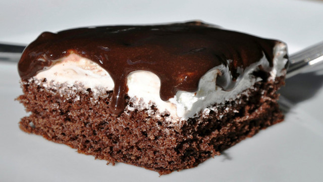 Bu tatlı, üzgün olanların yerine de ağlıyor! Böyle ağlayan pasta tarifi hiç görmediniz - Resim: 0