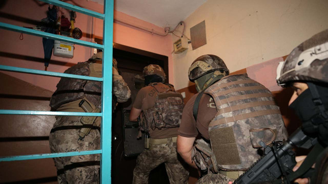 'Kökünü kurutma' operasyonu! Balıkesir'de 59 gözaltı, çok sayıda ele geçirildi - Resim: 3