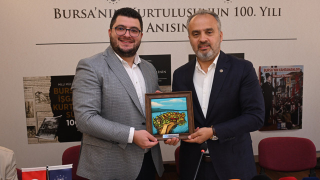 Bursa, Yunan işgalini tüm yönleriyle anlatan 4 yeni kitap kazandı - Resim: 2