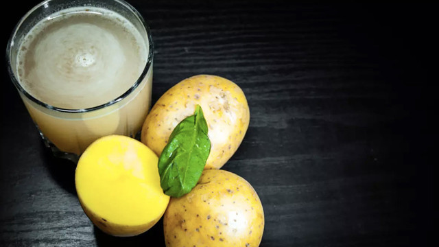 Patatesin suyunu dökmeyin cildiniz için öyle bir mucizesi var ki mutlaka deneyin - Resim: 1