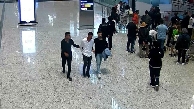 İstanbul'a giriş yapmak üzereydi gerçek ortaya çıkınca apar topar gözaltına alındı! - Resim: 1