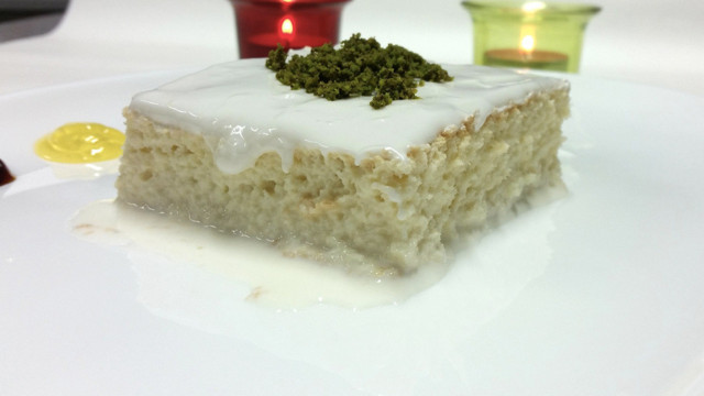 Birazdan geliyorum diyen kaynananızın damağını çatlatacak fıstıklı saray muhallebisi tarifi - Resim: 1