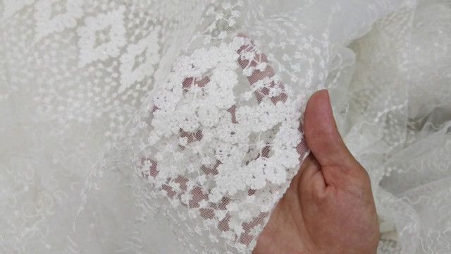 Komşu çatlatan kar gibi bembeyaz perdeler için bunu yapın! - Resim: 1