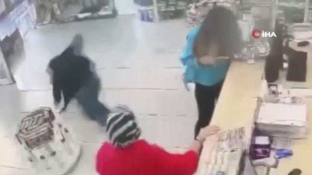 İyice kafayı yedik : 'Bana yol verdi dövdüm'! İstanbul'da eczanede kadın döven adamın ifadesi şok - Resim: 2