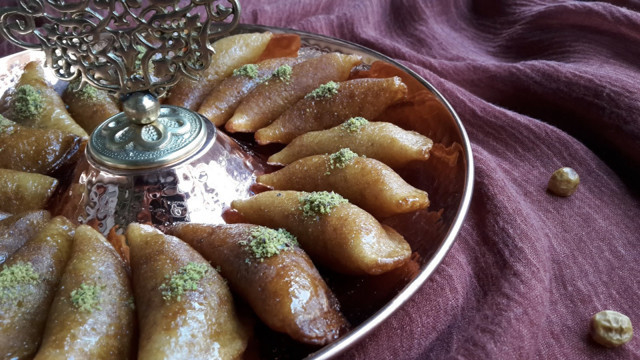 Bu lezzeti yemek için Antep'e gitmeye gerek yok ustasından nam-ı diğer yassı kadayıf tarifi - Resim: 0