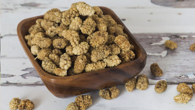 Yüzünüzün rengi bile değişecek, renk gelecek! Dut kurusu iltihabın düşmanı - Resim: 0