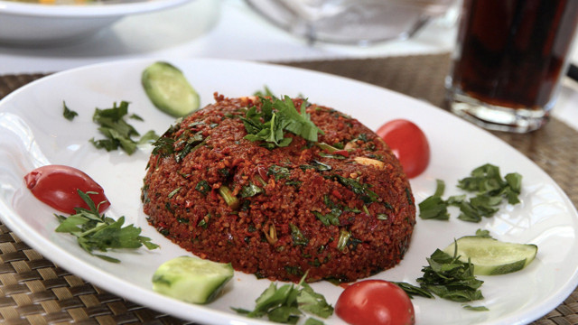 Çiğköfteyi tahtından edecek lezzet Hatay kısırı nasıl yapılır, püf noktası burada - Resim: 0