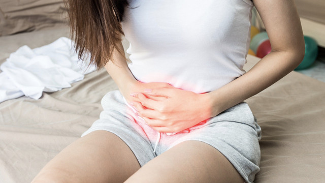 Balık kokulu vajinal akıntı neden olur ağrı ve yanma da varsa... - Resim: 0