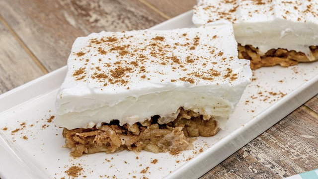 Yiyen hangi pastaneden aldın diye soracak tam kıvamında etimek tatlısı tarifi - Resim: 0