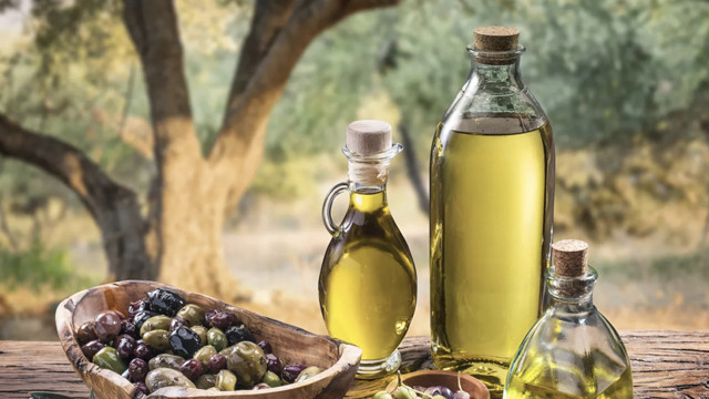 Aç karnına zeytinyağı içmek için harika 9 nedeniniz var! Meğer çok yanlış biliyormuşuz... - Resim: 0