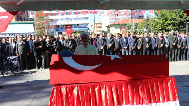 Piyade Uzman Çavuş Cemil Yavaş, Isparta'da son yolculuğuna uğurlandı - Resim: 1