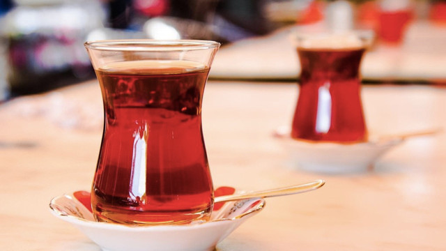 Yıllardır büyük hata yapıyormuşuz meğer! Çayı bir de böyle demleyin farkı görün - Resim: 0