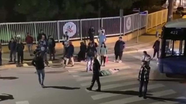 Kocaeli'de yaya geçidinde dehşet! Oğluna feryadı yürekleri dağladı - Resim: 0