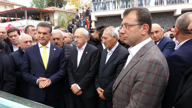 Kemal Kılıçdaroğlu’nun kardeşi Celal Kılıçdaroğlu son yolculuğuna uğurlandı - Resim: 1