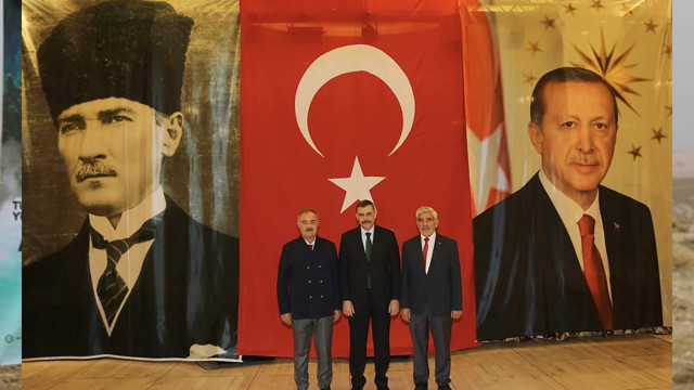 Çorum Valisi Mustafa Çiftçi Erdoğan resmini makamından indirdi! İmam Hatip ve İlahiyat mezunu - Resim: 2