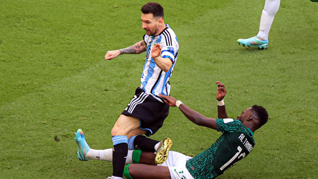 Dünya Kupası'nda Messi'ye Suudi Arabistan şoku! Arjantin'e uzatmalar da yetmedi - Resim: 2