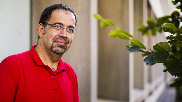 Daron Acemoğlu aslen Ermeni mi eşi Asuman Özdağlar kimdir? Babası Özal'ın bakanıydı - Resim: 0