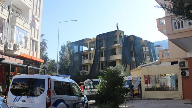 Antalya'da intihar girişiminde işin rengi değişti! Yüksekte fenalaşınca olanlar oldu - Resim: 1