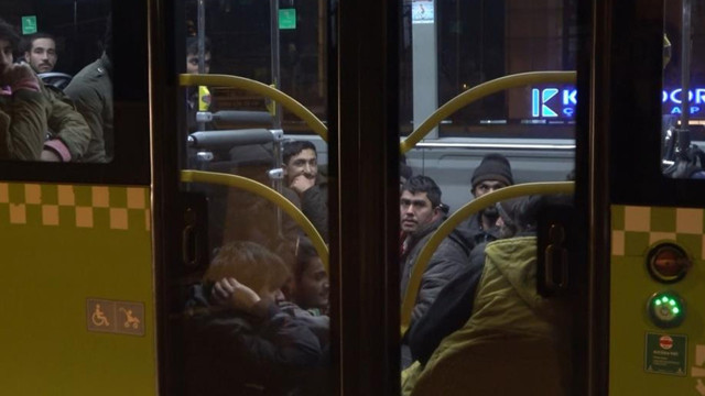 Kocaeli'de şaşkına çeviren kovalamaca! Dorsede delik açıp çil yavrusu gibi dağıldılar - Resim: 0