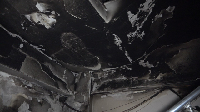 Her kata sürüp çakmağı çaktı, uyumaya gitti! 8 katlı 130 kişilik binada inanılmaz olay - Resim: 2