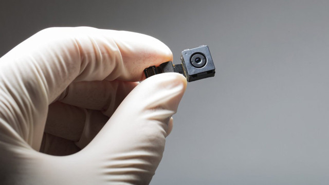 Haliç'te 'gizli kamera' rezaleti! Tuvalete giden kadınları Afgan çalışan canlı izliyordu - Resim: 0