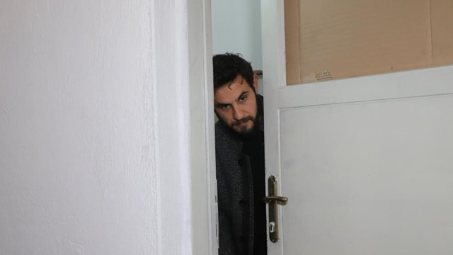 Denizli'de trajikomik ev sahibi kiracı kavgası! Kapısına dayandı bıçak çekti o anlar kamerada - Resim: 2