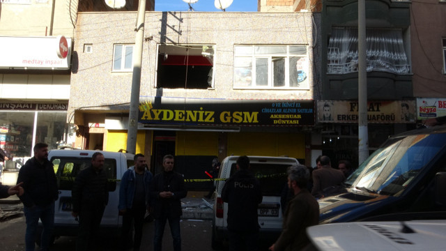 Diyarbakır'da dalgın işçi dükkanla birlikte havaya uçtu - Resim: 1