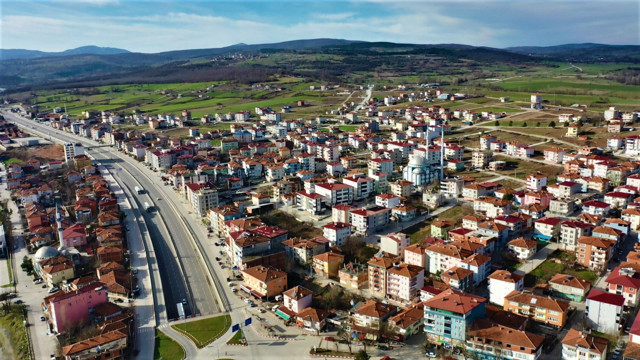 Böylesi görülmedi! Bu ilçede anonsla işçi aranıyor - Resim: 0