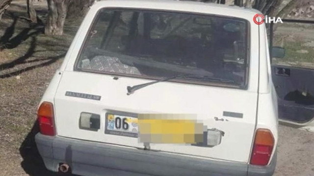 Ankara'da bir otomobilde 3 kişinin cansız bedeni bulundu! Sır olayda iki ipucu var - Resim: 0