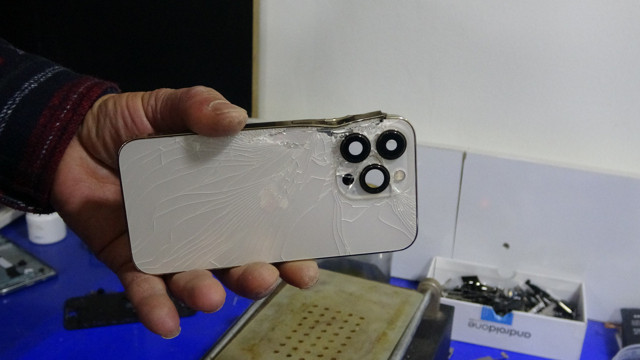 Diyarbakır'da kurşun cep telefonuna isabet edince ölümden kurtuldu - Resim: 0