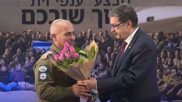 İsrailli komutan cebinden Türk parası çıkarıp anısını anlattı herkes duygulandı - Resim: 0